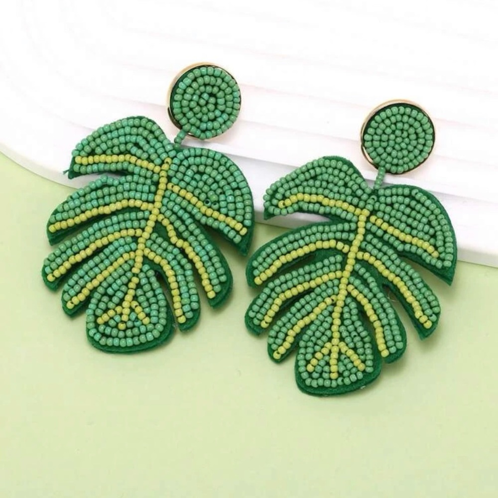 Brand new fashion beaded monasteria earings